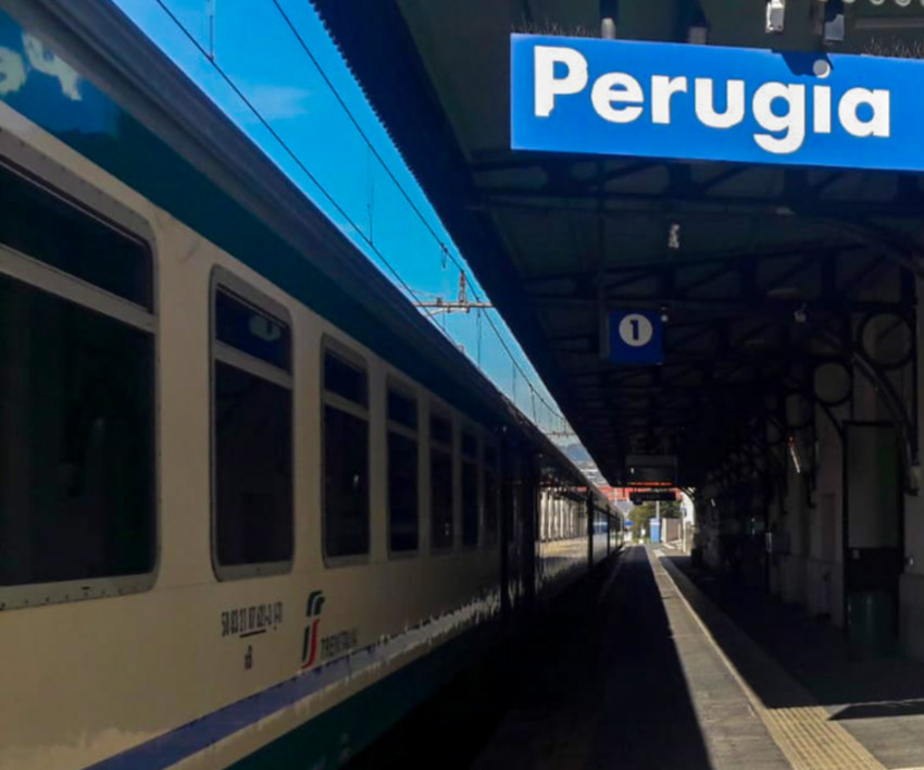 treno stazione Perugia